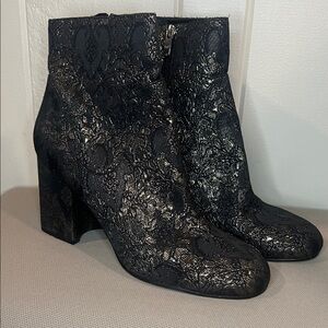 Marc Fisher Jana Floral Brocade Embroidered Ankle Boot Black Gold Women's